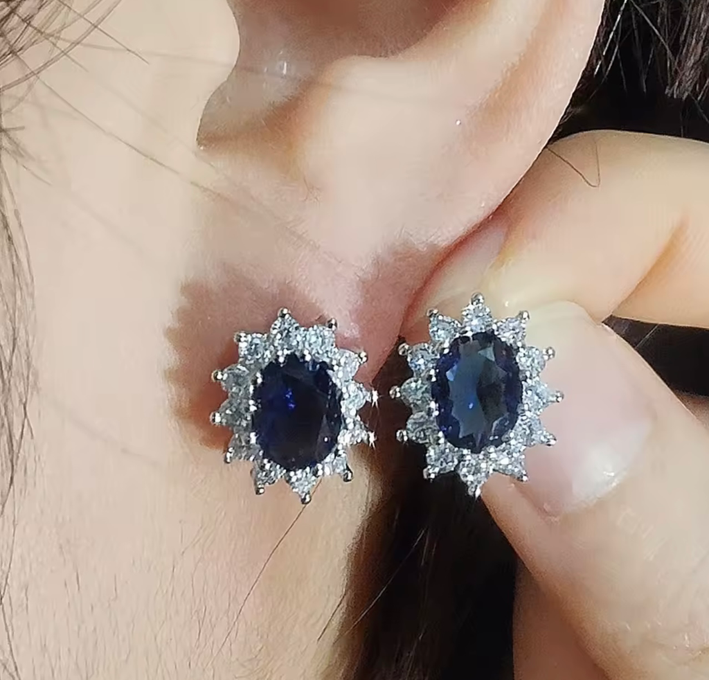 Arete Diana Azul Plata .925 con baño de rodio