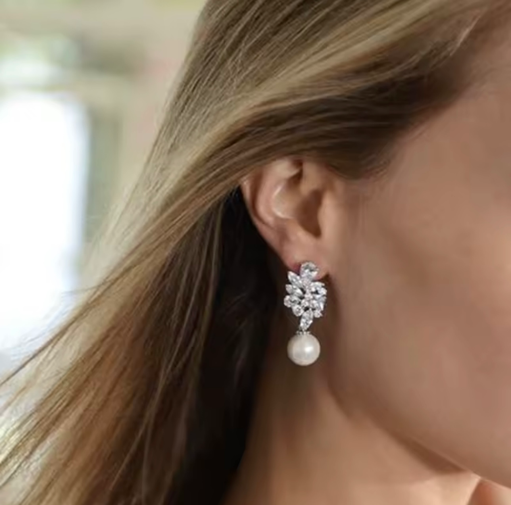 [S118] Arete Eugenia Plata .925 con baño de rodio