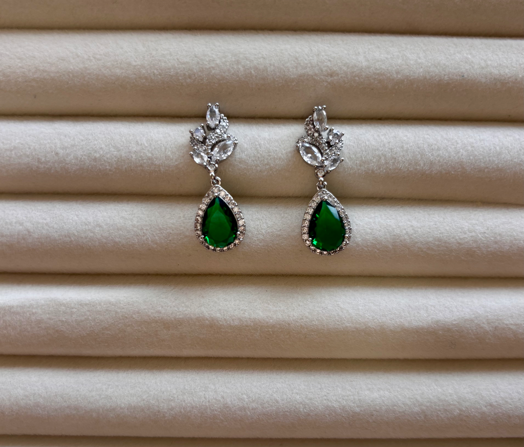 [S147] Arete Paloma Plata .925 con baño de rodio