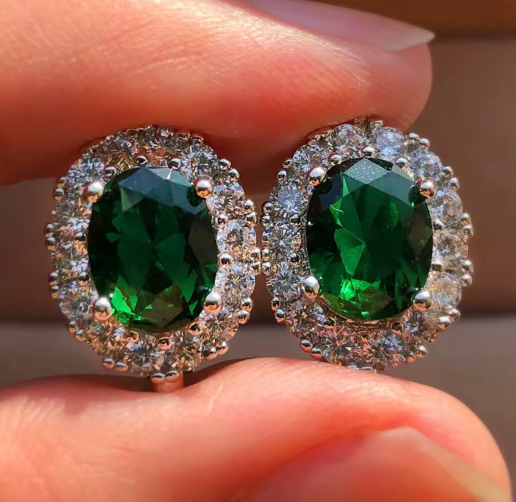 [S205] Arete Studs Diana Esmeralda Premium Plata .925 con baño de rodio
