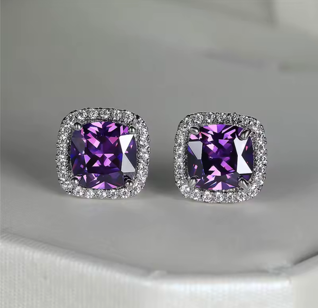 [S213] Arete Studs Carlota Amatista Plata .925 con baño de rodio