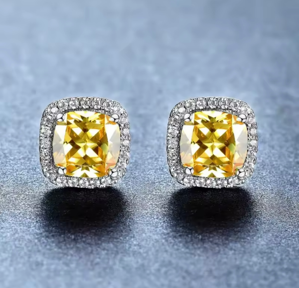[S215] Arete Studs Carlota Topacio Plata .925 con baño de rodio