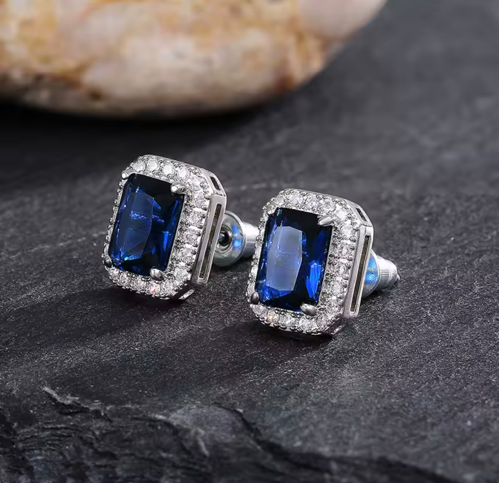 [S226] Arete Studs Zafiro Rectangular Plata .925 con baño de rodio
