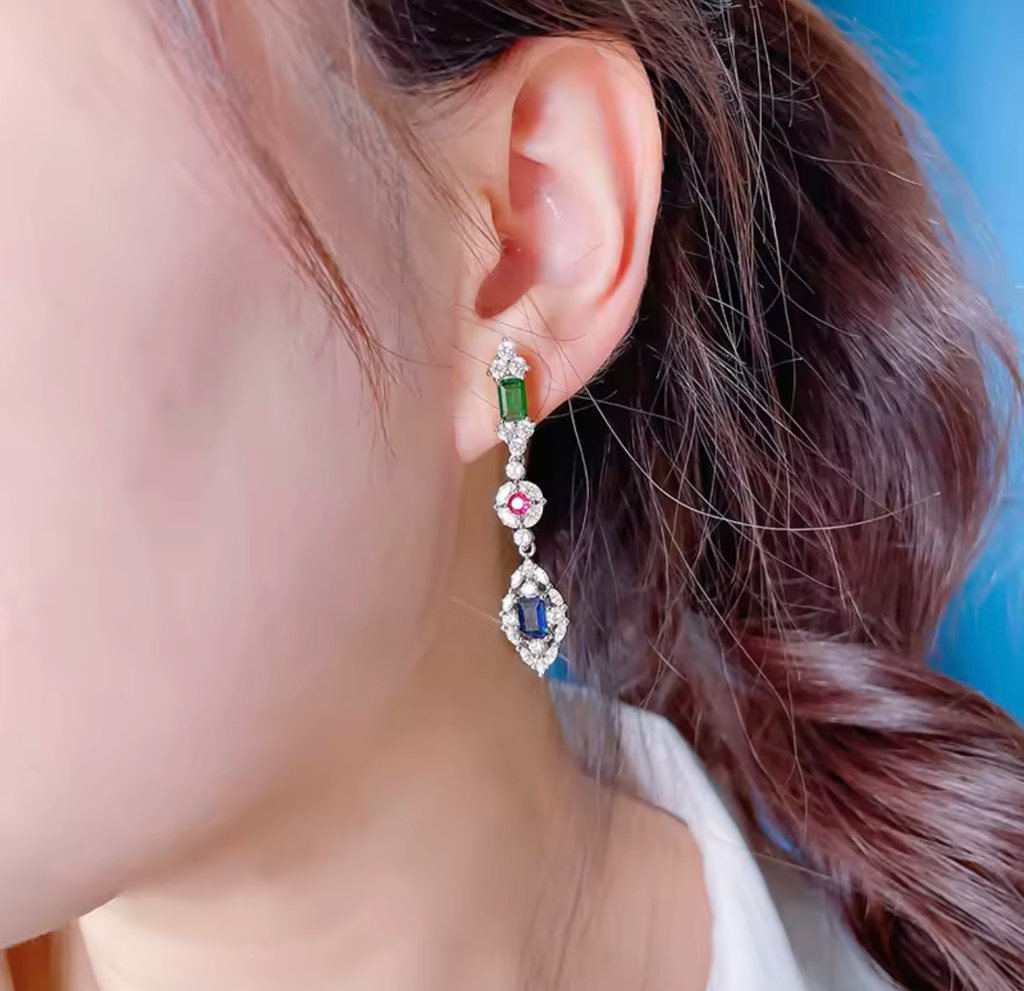 Arete Izhar Plata .925 con baño de rodio