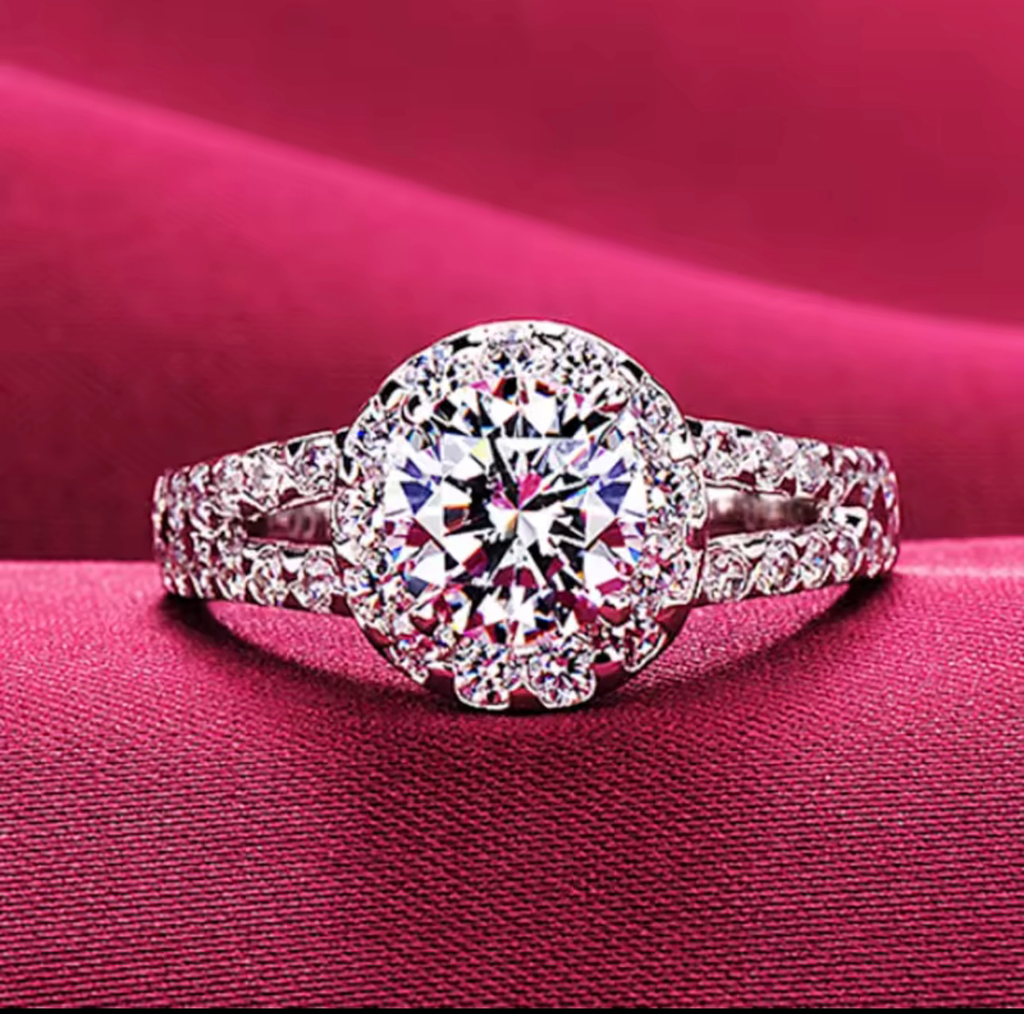 [S334.5] Anillo Solitario Madonna Plata .925 (5)