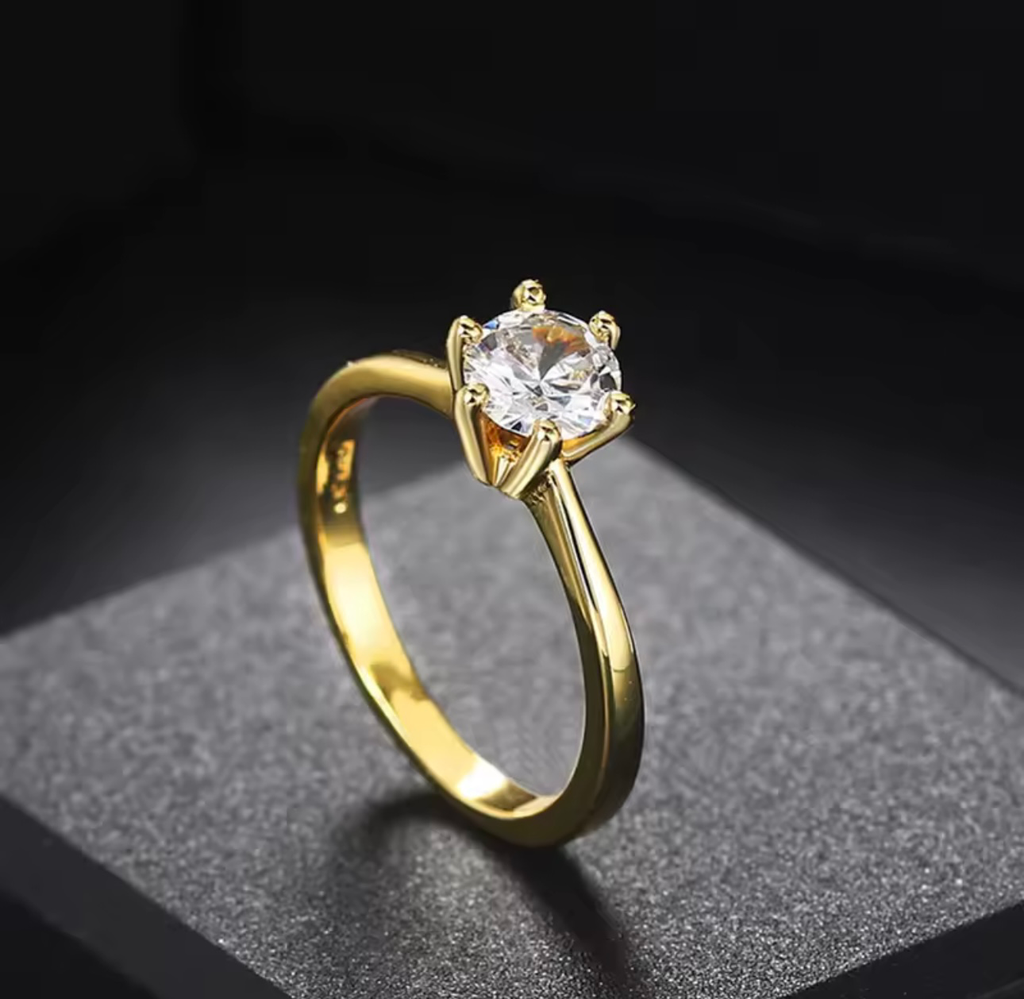 Anillo Solitario Amapola de baño de Oro